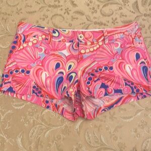 Lilly Pulitzer Walsh Short Size 14